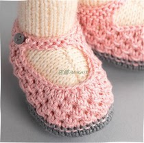 Doll hollowed-out shoes MKnit stick needle wool thread braided doll figure decontextulated text tutorial explanation