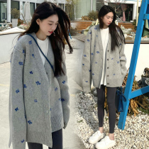 Western style pregnant womens autumn sweater cardigan set Net Red new autumn coat age knitted jacket two-piece set
