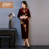 Wedding mother gold velvet cheongsam dress 2021 new autumn winter long thick happy mother-in-law wedding dress
