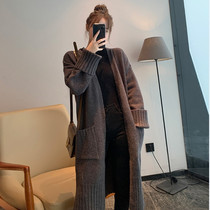 Pregnant women Autumn Sweater 2021 fashion Korean version of loose knee cardigan coat long size thick autumn winter coat