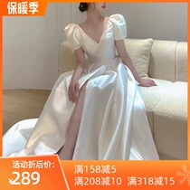 Fugitive Princess light wedding dress little bubble sleeve satin New French White Super fairy wedding temperament go out yarn
