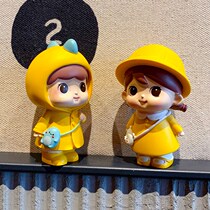 Creative cute healing couple doll little yellow people car decoration decoration air outlet model doll hand-made female
