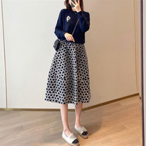 European station early Autumn New 2021 cartoon printing super nice-looking sweater floral skirt two-piece suit