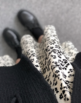 Flocking skirt women autumn and winter 2021 New corduroy Japanese half-length skirt a skirt floral winter skirt