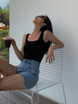 NEVA HU black knit harness vest woman outside wearing 2022 Summer new 100 lap sleeveless lap top