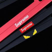 Car license plate frame frame license plate protection frame decorative frame small monster set appearance modification supplies