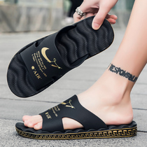 2021 Mens slippers outdoor wearing Korean version individuality Soft bottom anti-slip cool Drag beach personality Fashion word drag summer