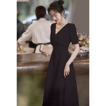 Small black evening dress skirt French Hepburn style chorus dress dress party can usually wear summer dresses