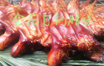 Pig ears Hunan Yongzhou Qiyang Qidong specialty 500g farmhouse homemade firewood smoked Xiangxi Sichuan Bacon