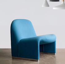 Nordic modern simple FRP M word streamer chair Designer light luxury sofa Model room recliner leisure chair