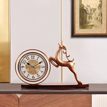 Deer ornaments decorative clock clock clock American creative fashion Chinese solid wood home clock European retro desktop clock