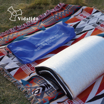 Outdoor camping double-sided aluminum film hexagonal moisture-proof mat climbing mat picnic mat thick waterproof mat 150 200