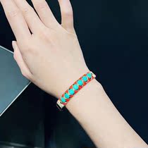 c (ST) quarter of the new woven pine stone bracelet