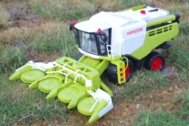 Toy harvester corn wheat harvester engineering vehicle inertial vehicle farmer truck agricultural tractor