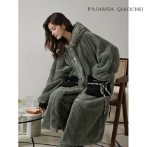 Coral velvet robe womens autumn and winter long thick flannel pajamas womens winter bathrobe home clothing set can be worn outside