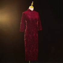 Xi mother-in-law cheongsam 2021 new winter wedding mother wedding dress high-end red lace dress