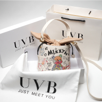 Shanghai passenger supply cabinet clearance outlets outlet discount official website flagship store graffiti bucket bag A3