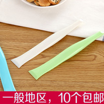 Home multi-function plastic shaft cleaning small shoveler tool opening putty scraper to burr