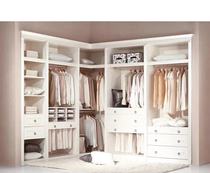 Banerchs Tahiti cloakroom has a simple and elegant appearance and a storage structure 
