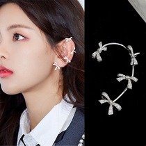 Hong Kong (designer) RVY 2021 New light luxury niche bow personality ear hanging fashion earrings women
