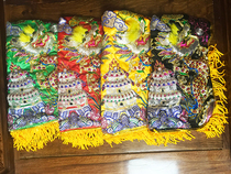 Gods Flattery Bench version of the Flattery Handmade High-end Deities Hat Gods Dragon Robes with the Statue of the Hood Cape