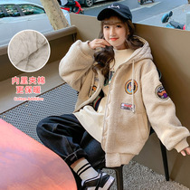 Girls winter coat padded 2021 girls lamb wool hooded cotton clothes children's short cotton-padded jacket tide