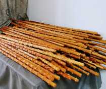 Yunnan Jiezi Mu Zhaotong Meng Zimu Jianglong Xianglongmu Long Medium Short Straight Rod Mountaineering Pole Defense Jiapin