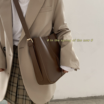 Joker ins large capacity bag female 2021 New Tide fashion Korean bucket bag niche shoulder bag underarm bag