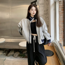 Sweet and cool womens new autumn small man retro harbor style chic sports casual fashion sweater two-piece set tide