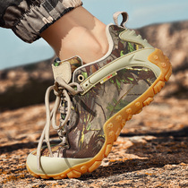 Outdoor hiking shoes mens low-top lightweight hiking shoes women waterproof non-slip breathable cross-country climbing desert boots women