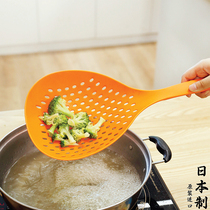 Japan imported dumplings big colander filter net household kitchen fishing noodle fence spoon long handle hot pot mesh screen