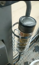 Digging machine driving beverage water Cup vehicle bracket car mounted metal thermos cup tray rack tea
