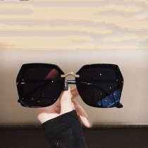 Hong Kong style big frame black super lady sunshade glasses fashion men sun glasses Korean version of polygon womens sunglasses driving polarization