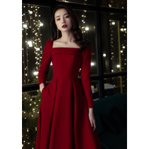 Bride toast red winter door dress engagement dress dress dress 2021 new long sleeve autumn winter small man