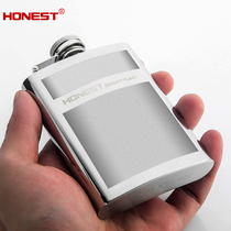  Germany imported high-end 304 stainless steel 4 ounces outdoor portable portable mens and womens thickened mini jug