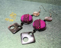 New ethnic style features handmade Zhuangjin earrings