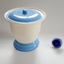 Childrens thickened high spittoon adult urinal old man urinal urine bucket plastic with lid for pregnant women with high feet old-fashioned toilet