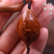 Sugong Nangong Wuxiang Buddha olive core carving single-seed mobile phone pendant Pure hand-carved olive Hu handle piece