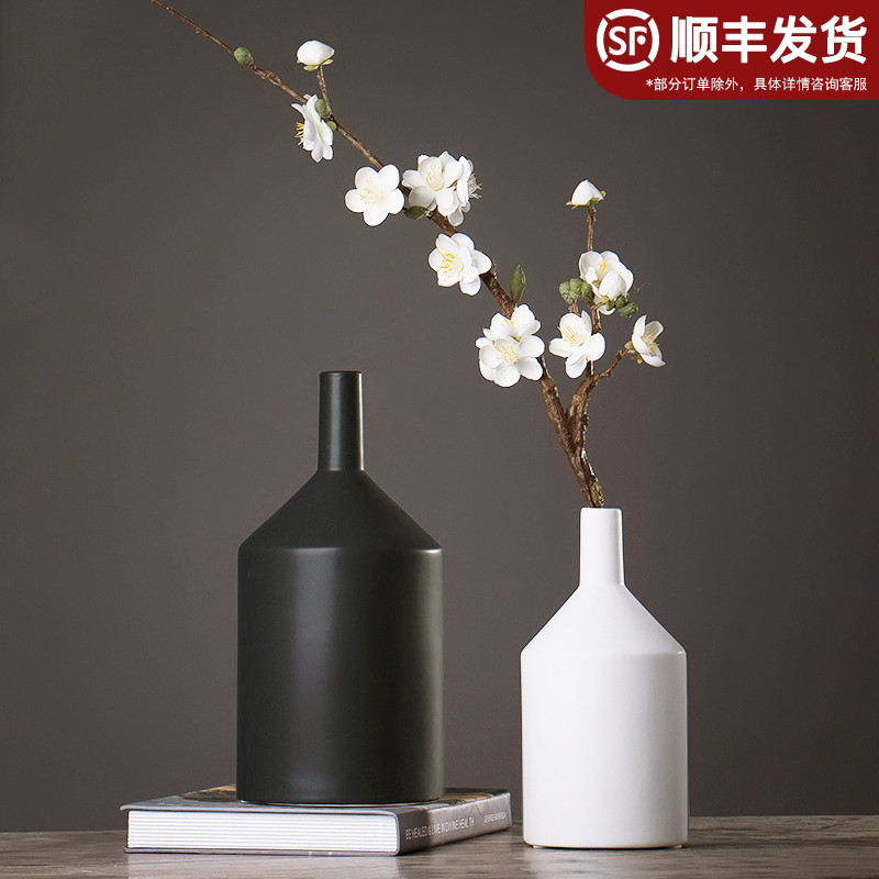 Simulated flower ceramic vase Japanese hand-flowered home decoration Chinese ornaments American living room table flower