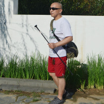 Chunyazi walking stick body-proof carbon ultra-fine young man walking stick non-slip rubber sleeve integrated carbon fiber crutch