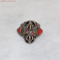 The old pure silver inlaid with the jewel of the jewel.