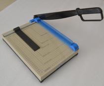 A4 paper cutter manual paper cutter paper cutter business card card photo cutter A4 paper cutter cutting double Press strip