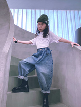 Girls jeans 2022 Autumn loaded with summer clothes Korean version Childrens air relaxation CUHK Casual Kharen Pants Pants Man