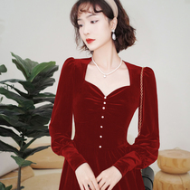 Hepburn style 2021 autumn winter French vintage black dress gold velvet long sleeve dress toast dress