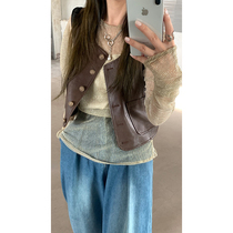 Red peoples hall vest womens spring and autumn outer matching vest 2021 new retro loose jacket design niche top