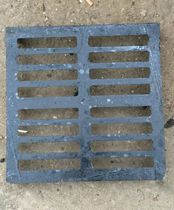 400 × 400 Square Ductile Iron Manhole Cover with Corner Sewer Drainage Ditch Rainwater Gutter Cover