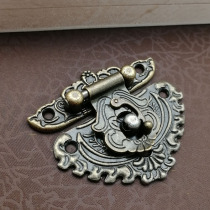 Retro small box buckle craft box gift box lock bronze buckle antique buckle antique accessories black box buckle A- 094