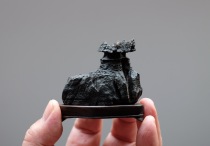 Lingbi Stone Natural Raw Stone Lingi Wall Drip Lotus Stone Book House Case Head Stone Boutique Mountain Shaped Bonsai Accessories Stone swing piece