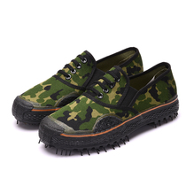 Double money brand feet do not lace up outdoor low-top non-slip leisure labor insurance training shoes camouflage mens military training womens rubber shoes
