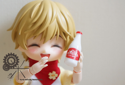 taobao agent [Uncle Mi] BJD8 points 12 points/OB11/GSC simulation food to play milk 1:12 shooting accessories